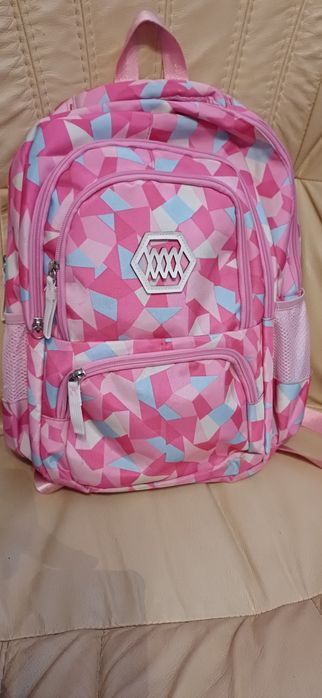 Рюкзак для дівчинки