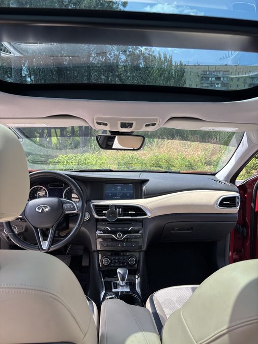 Продам infinity qx30