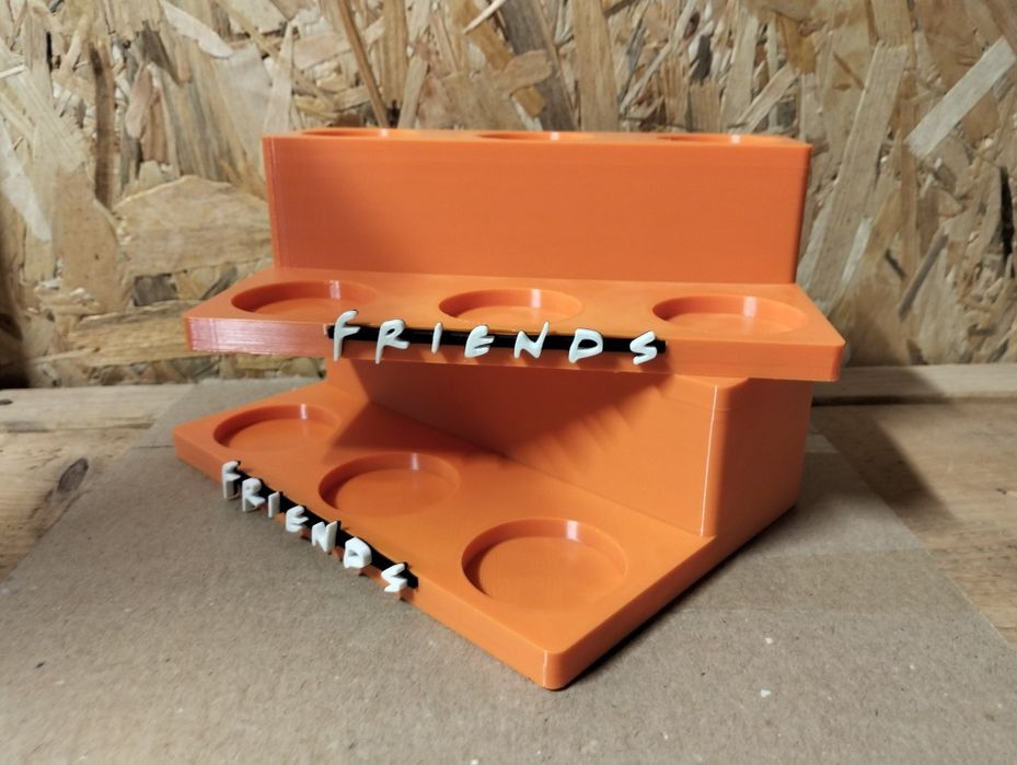 Полиця для фігурок Stranger Things / Дивні Дива