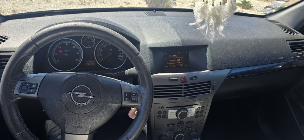 Vende se Opel Astra Caravan 1.7 CDTI