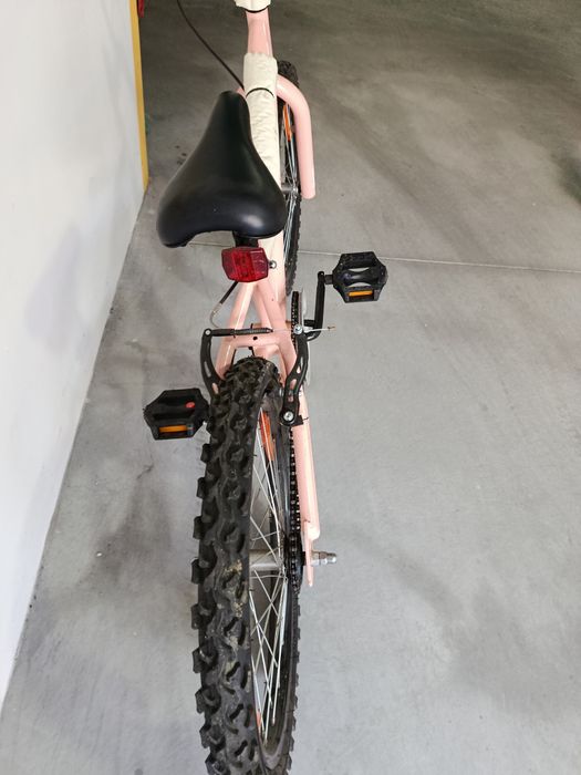 Bicicleta rosa Berg