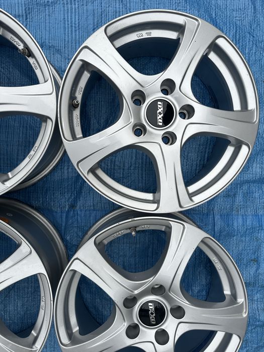 Felgi aluminiowe 16 5x114,3 Kia Hyundai Mazda Toyota Honda