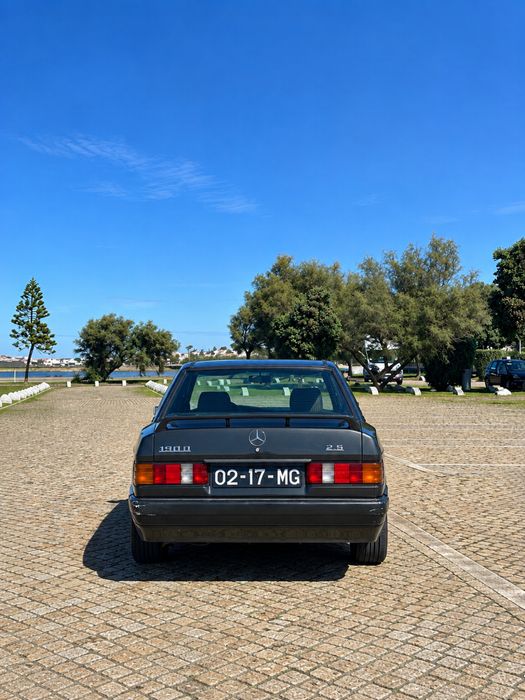 Mercedes 190D 2.5