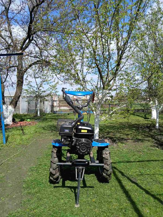 Продам мотоблок со всем навесным