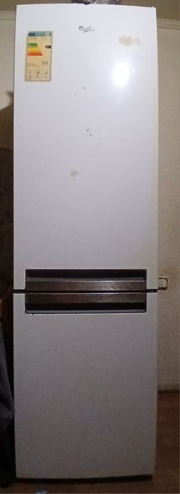 Whirlpool 6  б/у  не работает