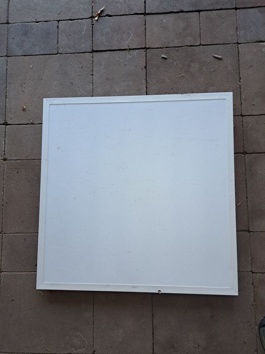 Panel led sufitowy amstrong