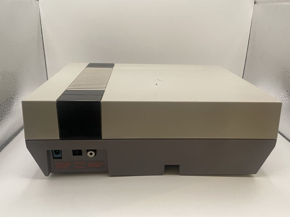Konsola Nintendo Nese 001 + gry