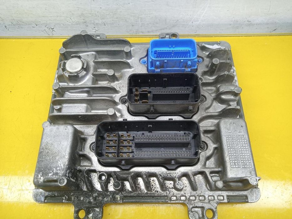 centralina do motor uce opel astra j berlina 5P