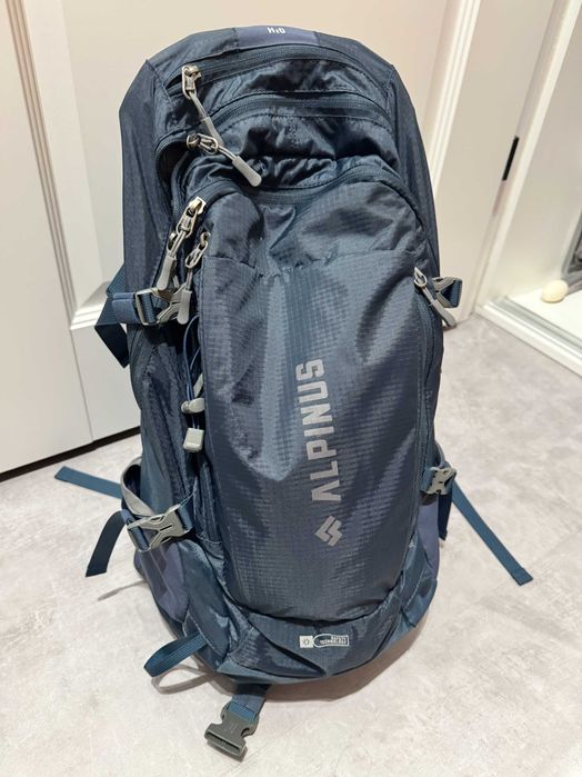Plecak turystyczny Alpinus Muddus 30 - Granatowy