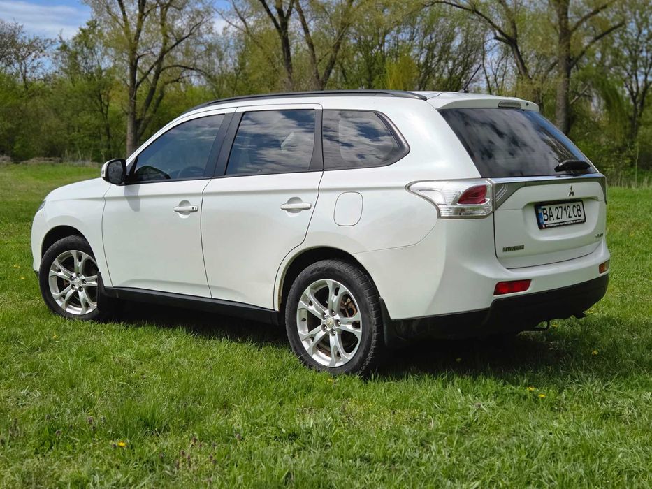 Mitsubishi Outlander 2013
