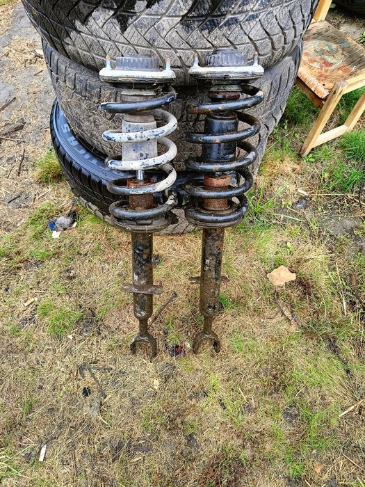 Пружини амортизатори стойки Audi A8 S8 D2