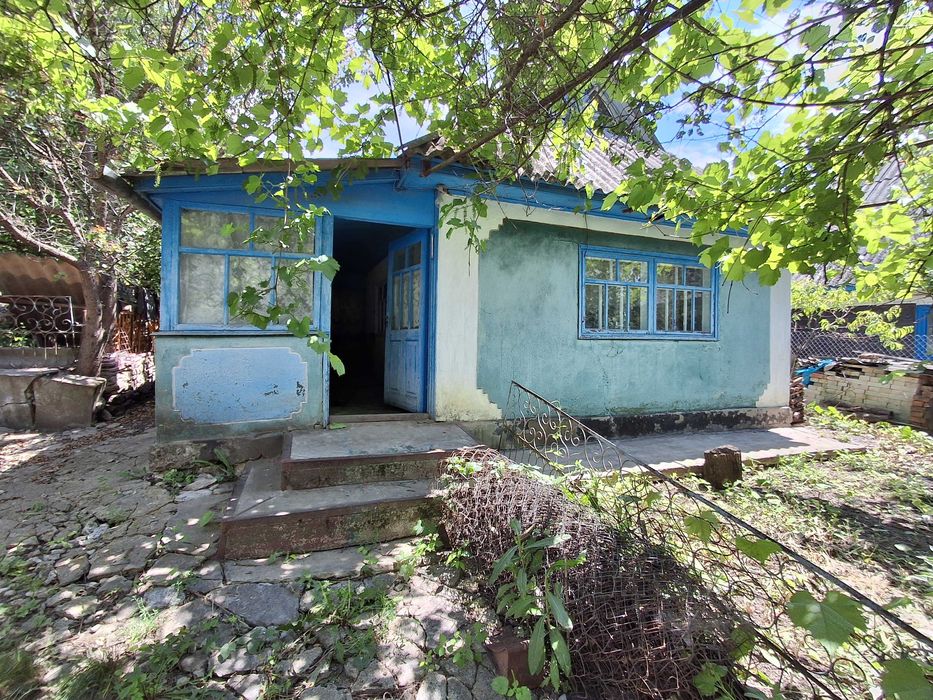 Продається приватний будинок у мальовничому селі
