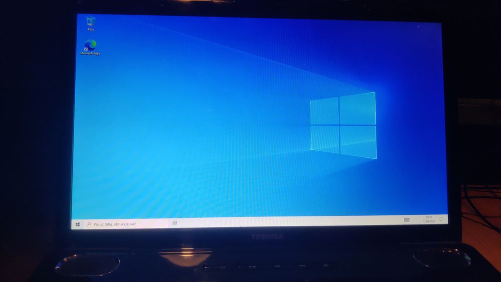Laptop Toshiba satellite sprawny 17,3
