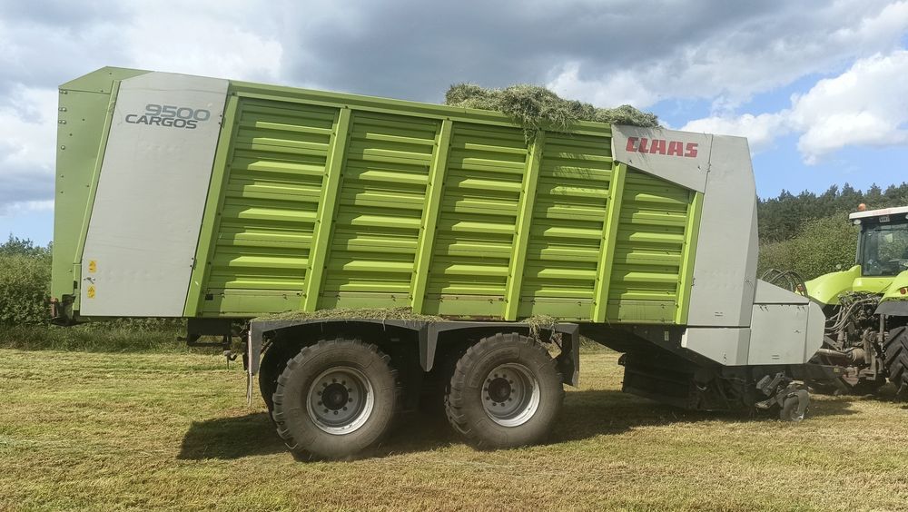 Przyczepa samozbierająca Claas Cargos 9500
