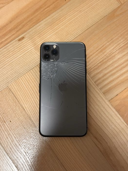 Iphone 11 pro max 64 gb 72% kondycji
