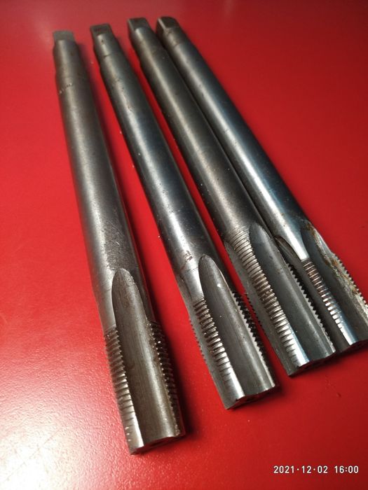 метчики СССР.  М36*1 Р18, труб 5/8, М27х2, М20х1.5, М14*1,5, М14*2,