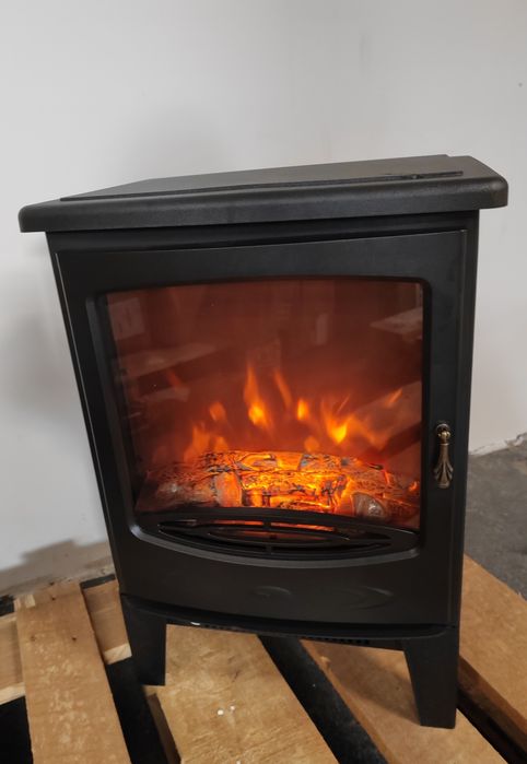 Kominek wolnostojący z efektem płomieni 900/1800W Czarny