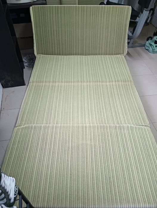 Sofá cama desdobrável