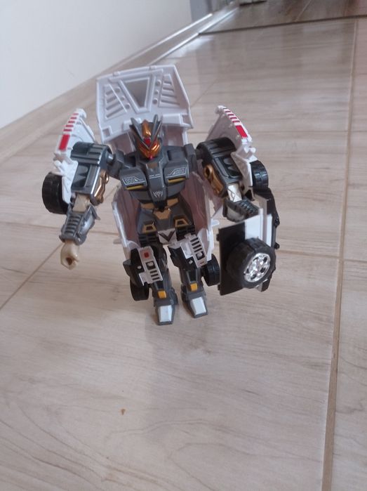 Auto zamiana w robota