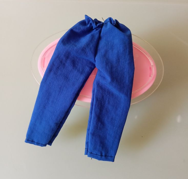 Barbie vários estilos de calças .