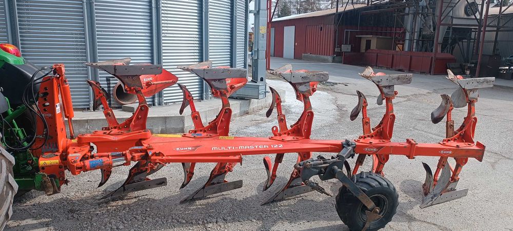 Pług Kuhn MultiMaster 122