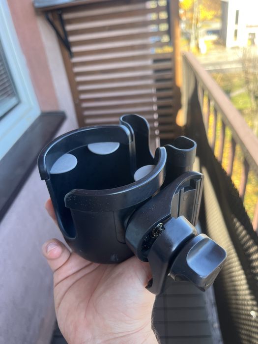 Uchwyt na kubek oraz telefon do wózka