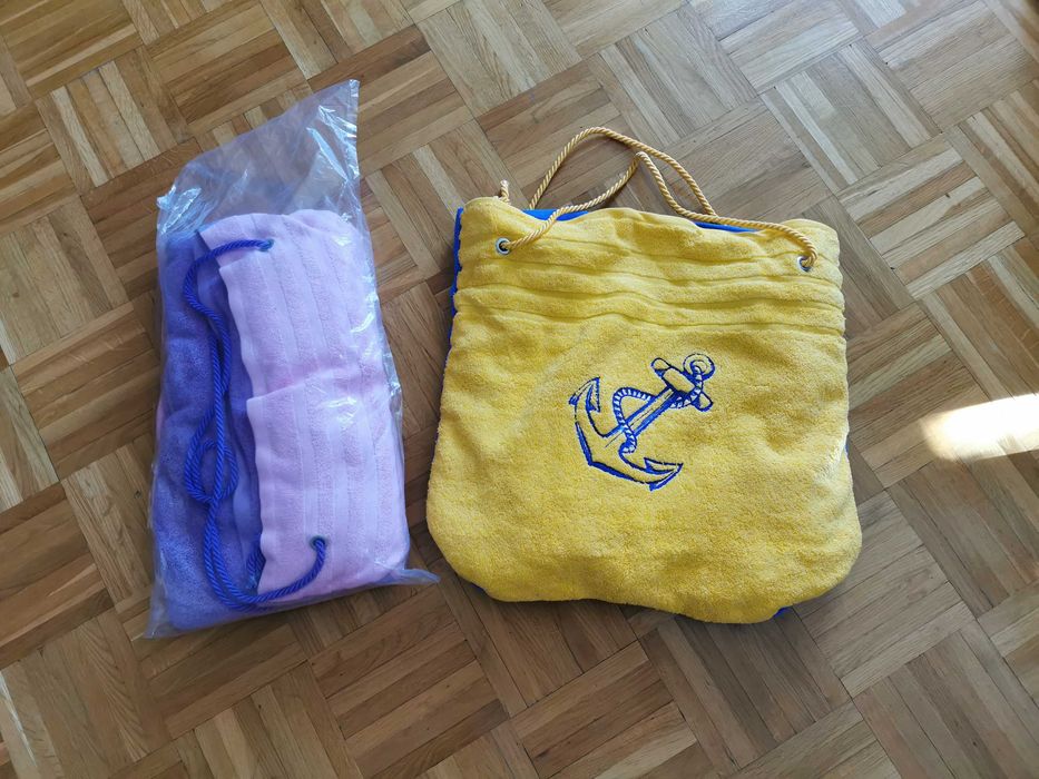 Zestaw plażowy dwa ręczniki torby