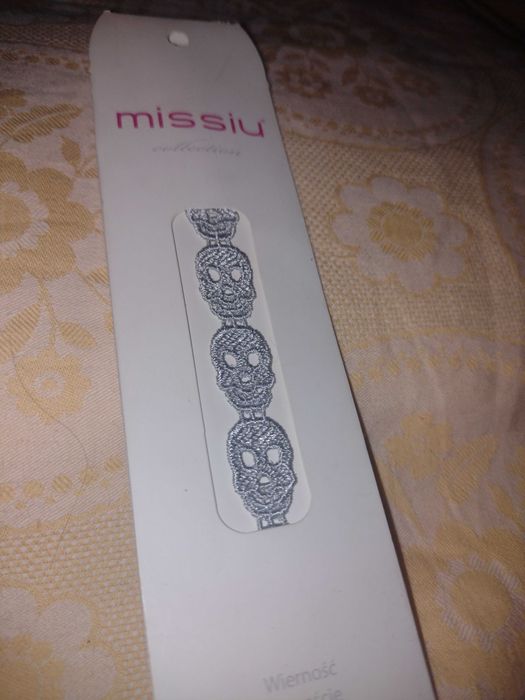 Missiu Koronkowa bransoletka Trupia czaszka