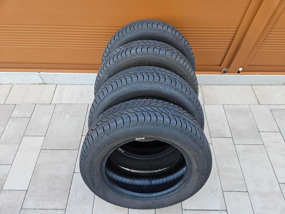 jak Nowe Opony Zimowe Dębica Frigo II 195/60 r15  4 sztuki