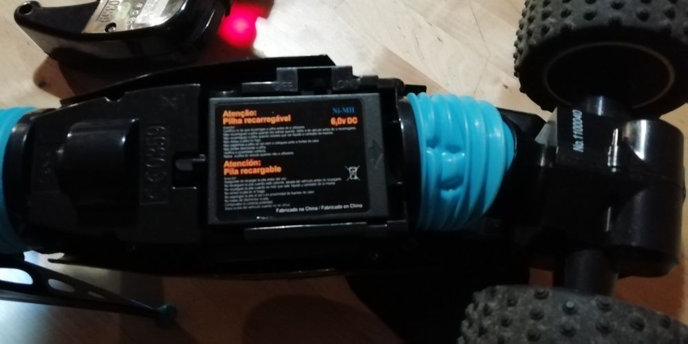 Carro tele comandado de criança RC