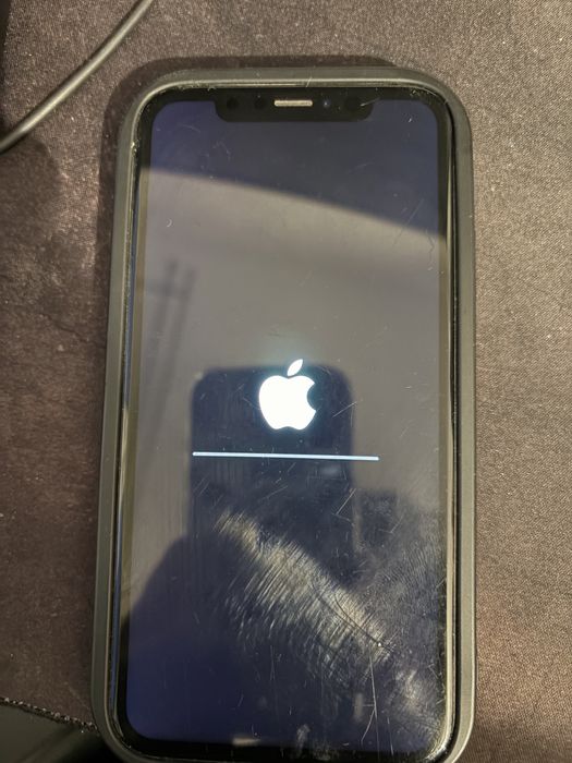 iPhone XR 256 GB – białe, używane, do naprawy