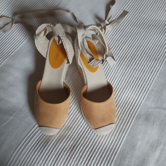 Espadryle na koturnie Graceland 36