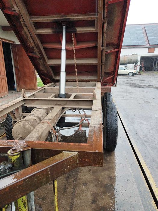 Przyczepa d 47 6 ton objetosciowa tandem