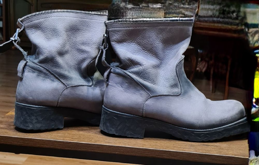 Buty, botki, sztyblety, kozaki popielate, szare, cieniowane.Rozmiar 39