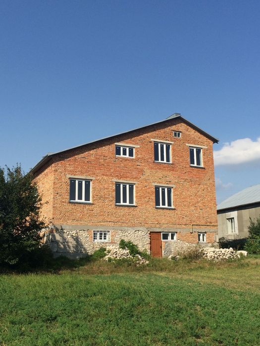 Продаж нового 2 поверхового будинку Волочиськ