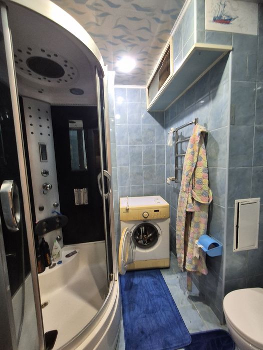 Продам 2 к квартиру с А .О, р-н Центра