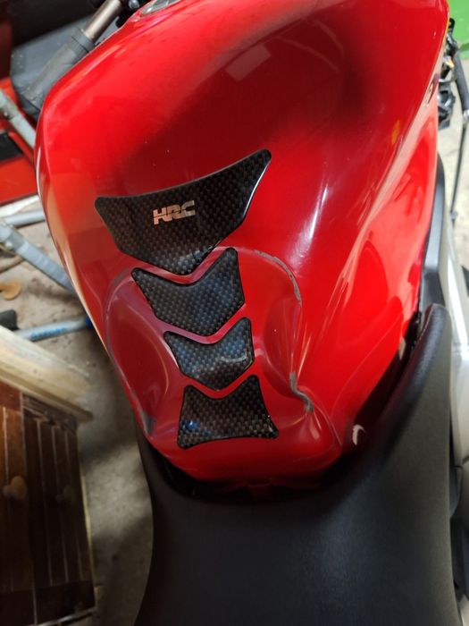 Honda VFR 800 F  uszkodzona w calosci