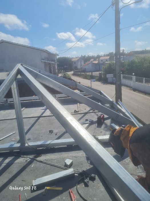 Estruturas metalicas pladur microcimentos flutuantes capoto pinturas