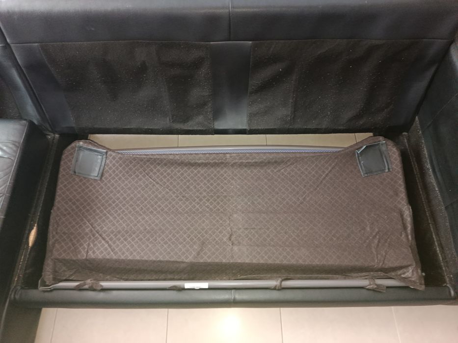 Sofá chaise longue com cama