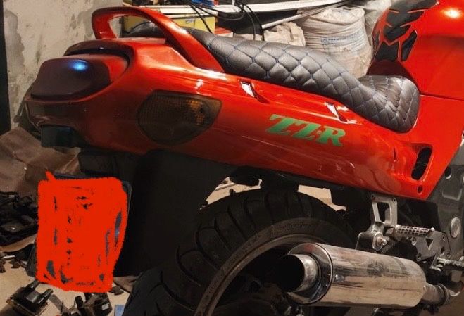Хвіст пластик кавасакі ззр 400-600 Kawasaki zzr