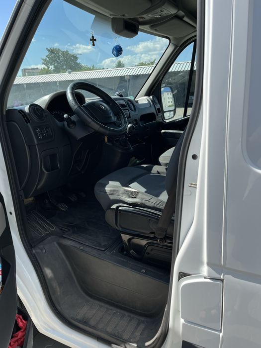 Продаю Renault Master 2012 року 2.3 dci MT