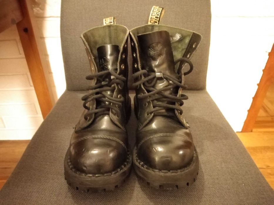 Glany 8 dziurek Steel