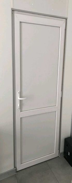Двері пластикові міжкімнатні, готові ДВЕРИ в наявності