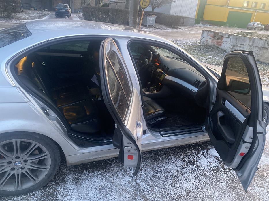 Продам бмв е46 330D 2000года