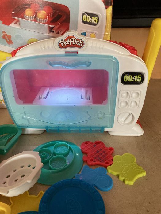 Jogo de brincar as cozinhas muito giro