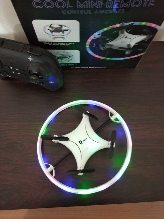 Дитячий квадрокоптер. Підсвітка