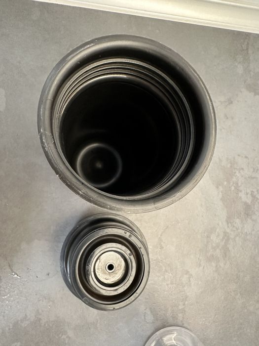 Zestaw B15: kubek termiczny Tefal + butelka filtrujaca wodę Brita