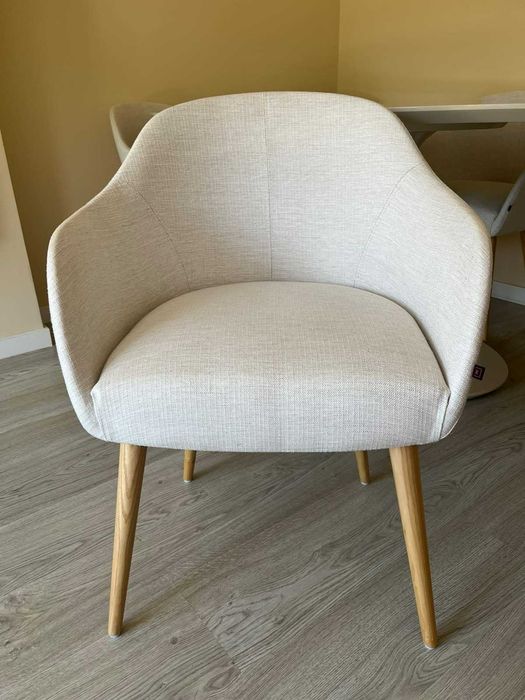 Conjunto de Jantar com Mesa e 6 cadeiras LasKasas