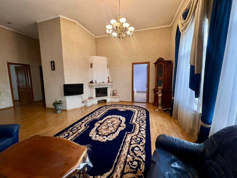 Оренда просторого окремостоячого будинку по вул. Сигнівка