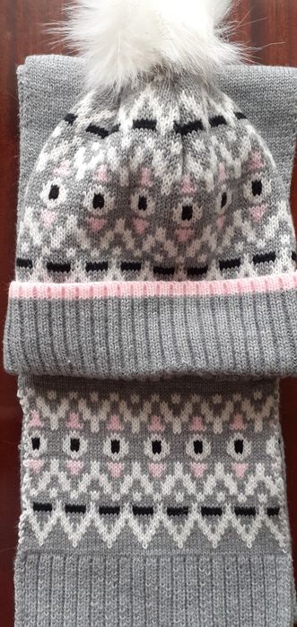 Набір шапка і шарф